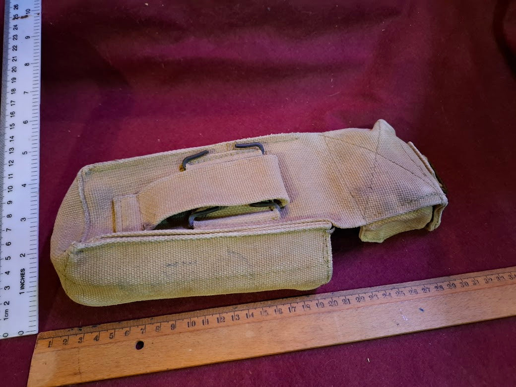 Vintage military canvas pouch [MIL10192]