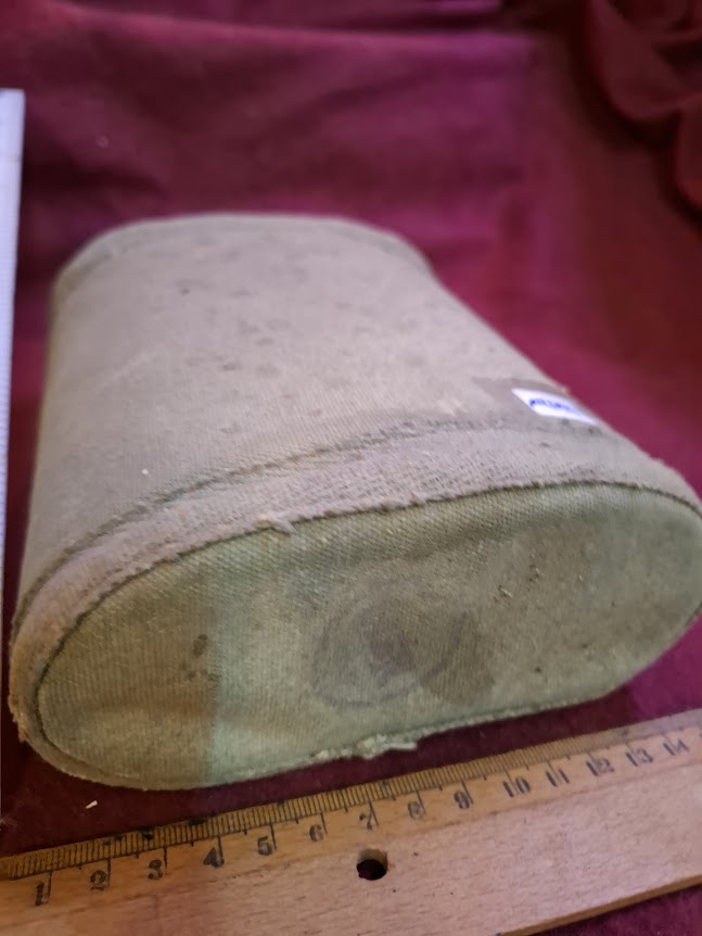 Old military water bottle [MIL10191]