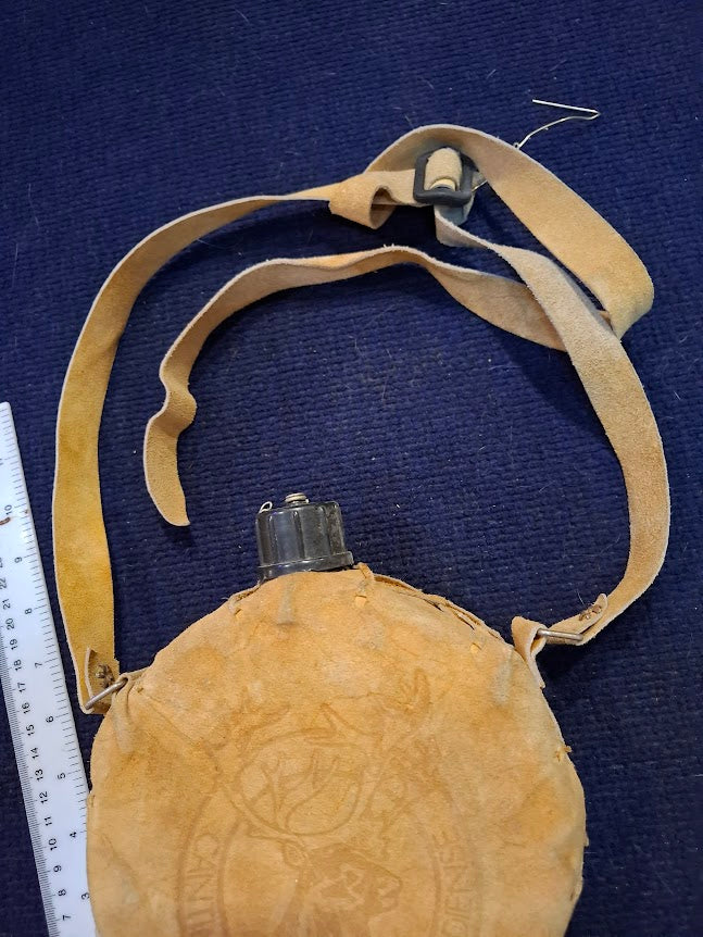 Vintage hunter water bottle [MIL10193]