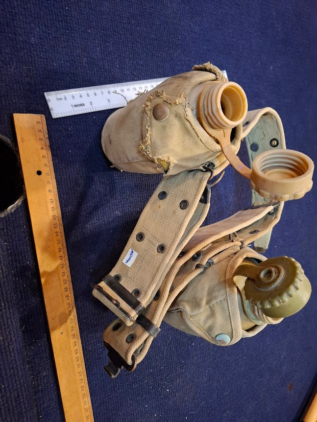 Vintage military 2 water bottle with belt [MIL10194]