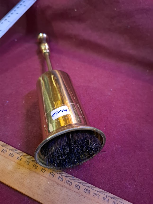 Antique Removable Clothes Cleaning Brush [OTH10474]