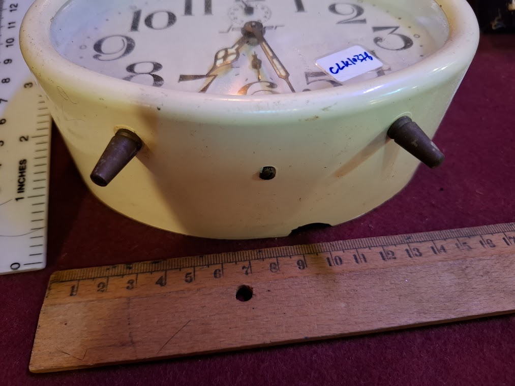 Vintage mechanical desk clock [CLK10378]