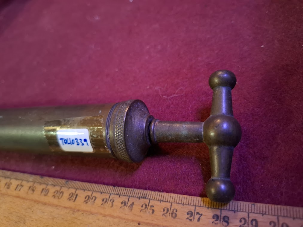 Vintage brass motorcycle oil grease tool [TOL10339]