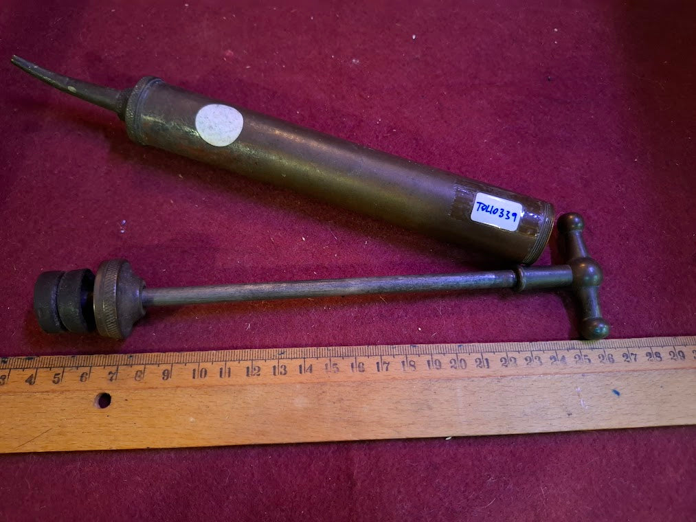 Vintage brass motorcycle oil grease tool [TOL10339]