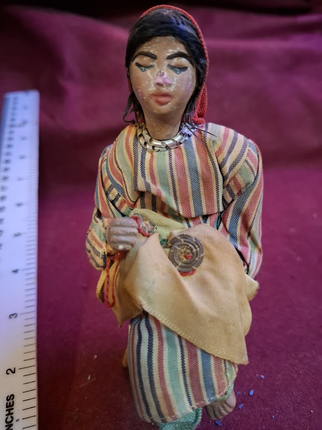 Handmade traditional dress souvenir doll [ART10314]
