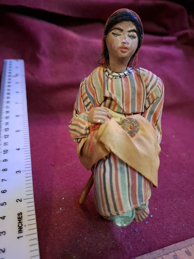 Handmade traditional dress souvenir doll [ART10314]