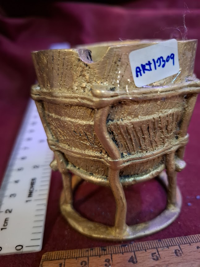 Vintage bronze ashhtray [ART10309]