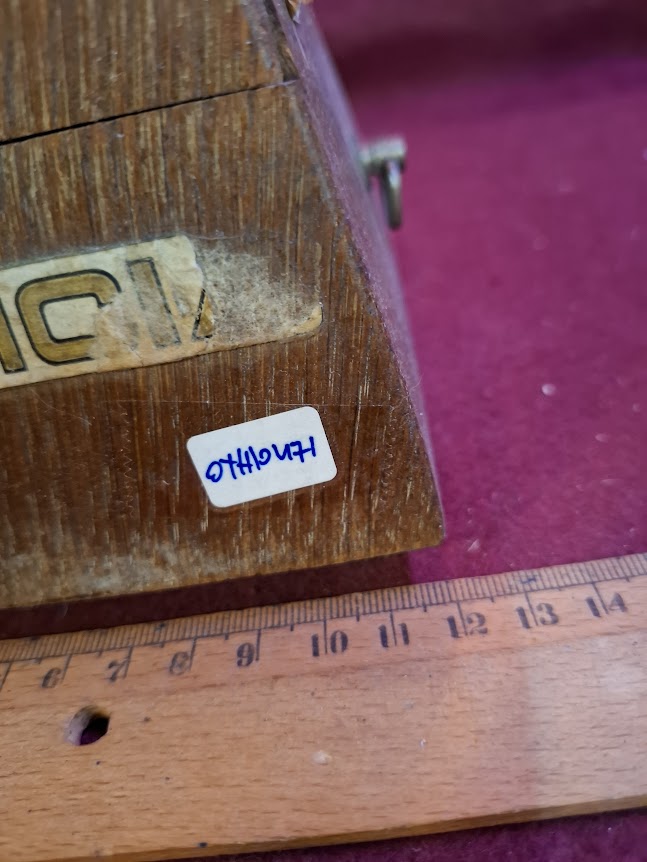Vintage mechanical metronome [OTH10471]