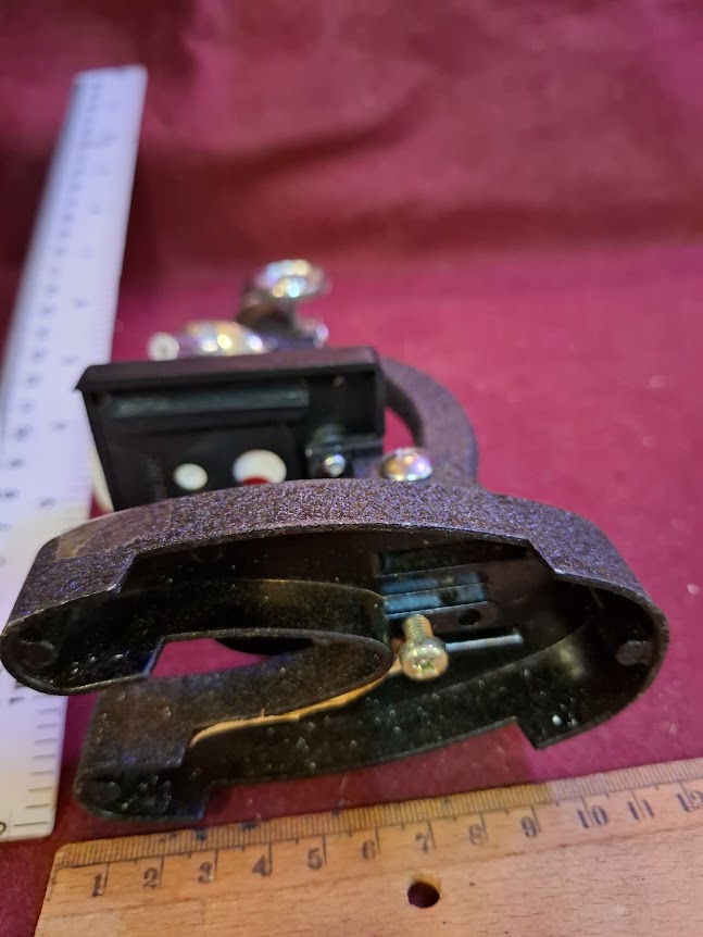 Old small microscope [OTH10447]