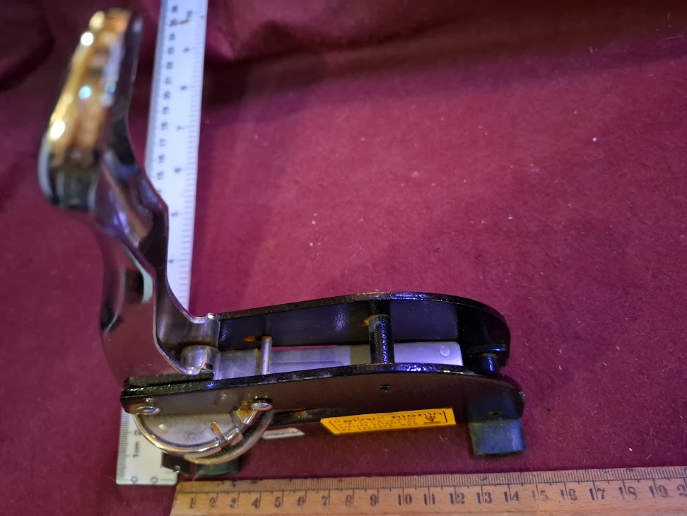 Antique heavy metal stamp punch - Rare [TOL10289]