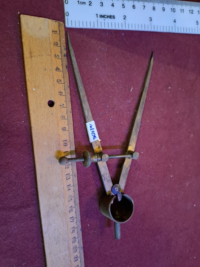 Vintage metal geometry pair of compass [TOL10341]