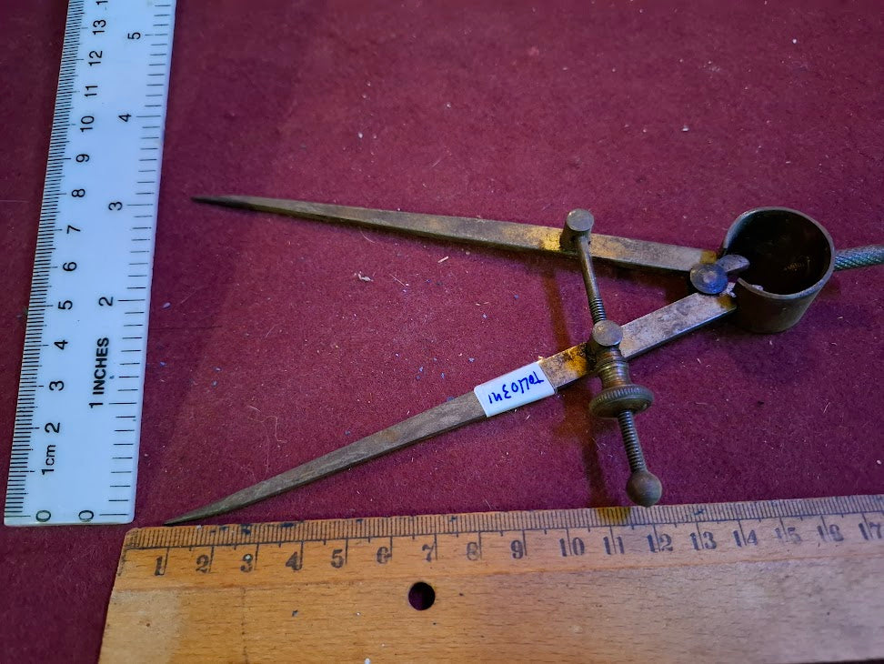 Vintage metal geometry pair of compass [TOL10341]