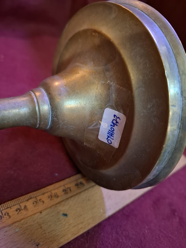Antique oil lamp [OTH10473]