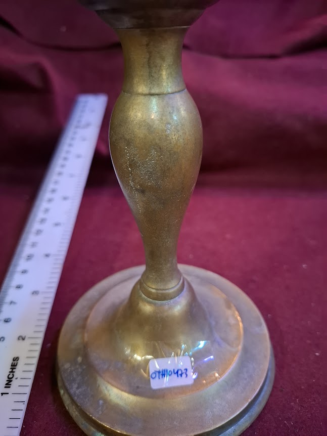 Antique oil lamp [OTH10473]