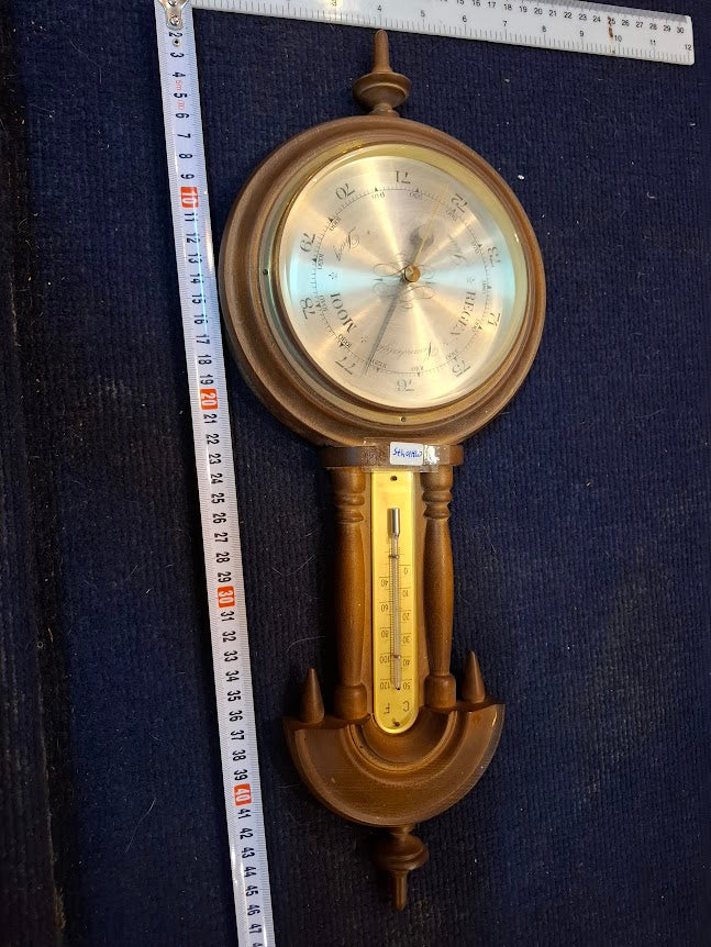 Vintage barometer thermometer [OTH10475]