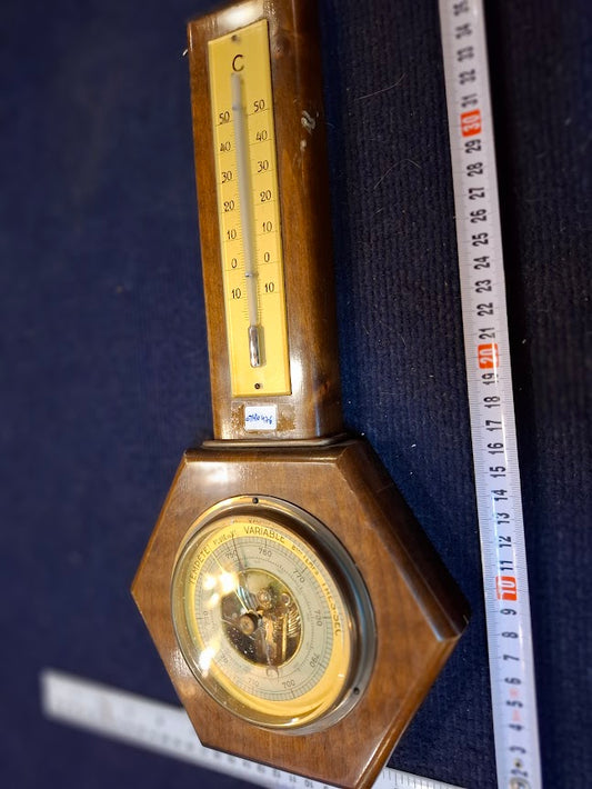 Vintage barometer thermometer [OTH10476]