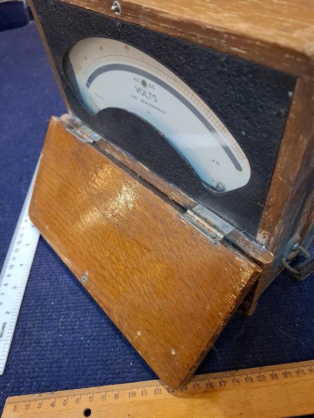 Antique volt meter - USE Horizontally [INS10756] *for Israel local market only*
