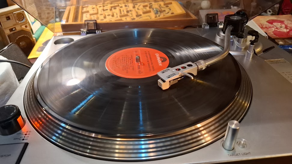Old Record player - professional Sherwood [INS10757] *for Israel local market only
