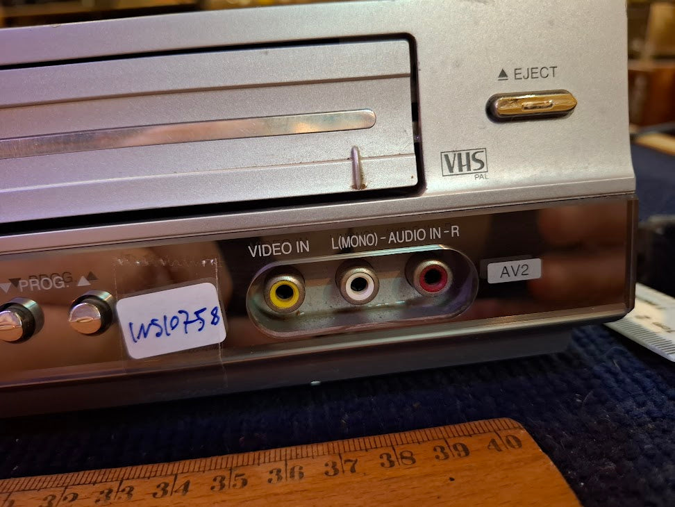 Old combo DVD & VHS player  LG  [INS10758] *for Israel local market only*