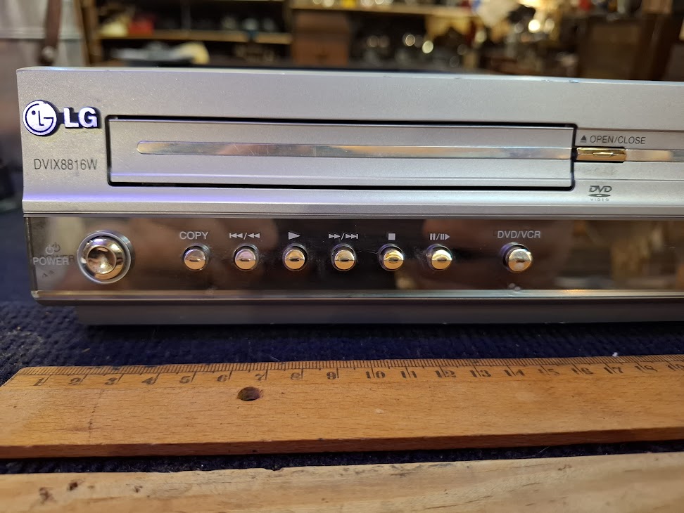 Old combo DVD & VHS player  LG  [INS10758] *for Israel local market only*