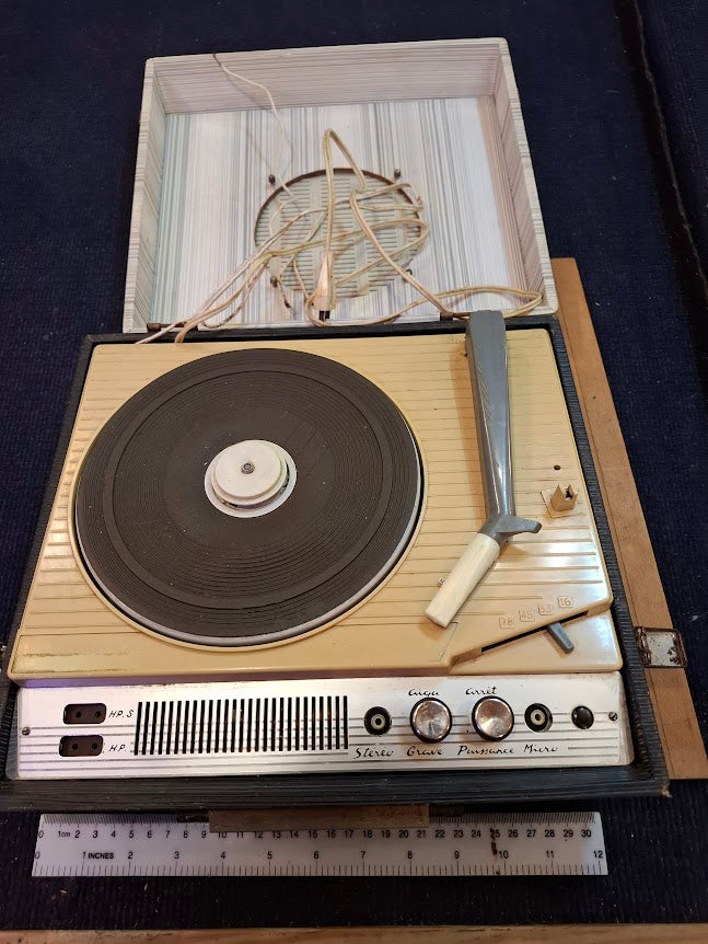 Old Record player [INS10760] *for Israel local market only