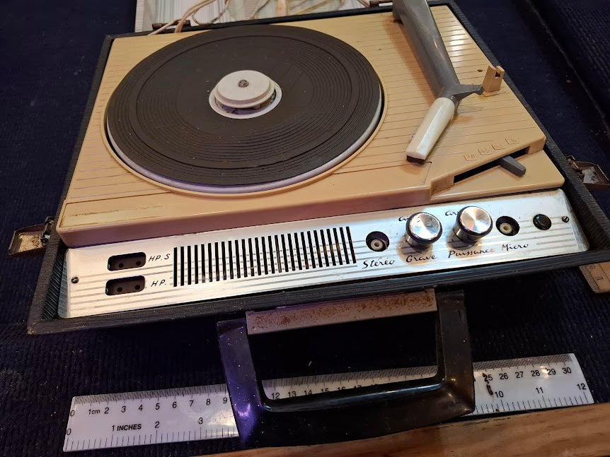 Old Record player [INS10760] *for Israel local market only