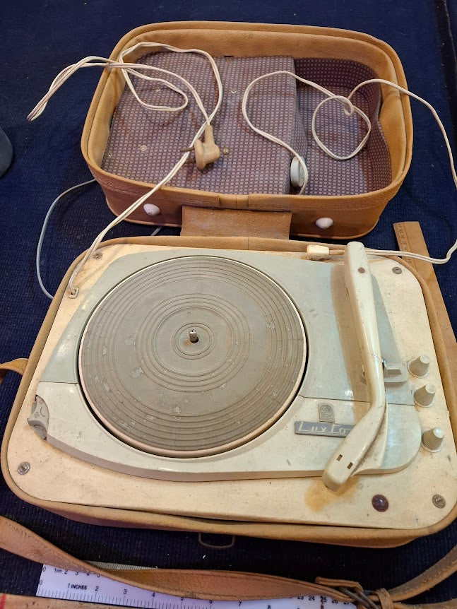 Old Record player - Luxton [INS10761] *for Israel local market only