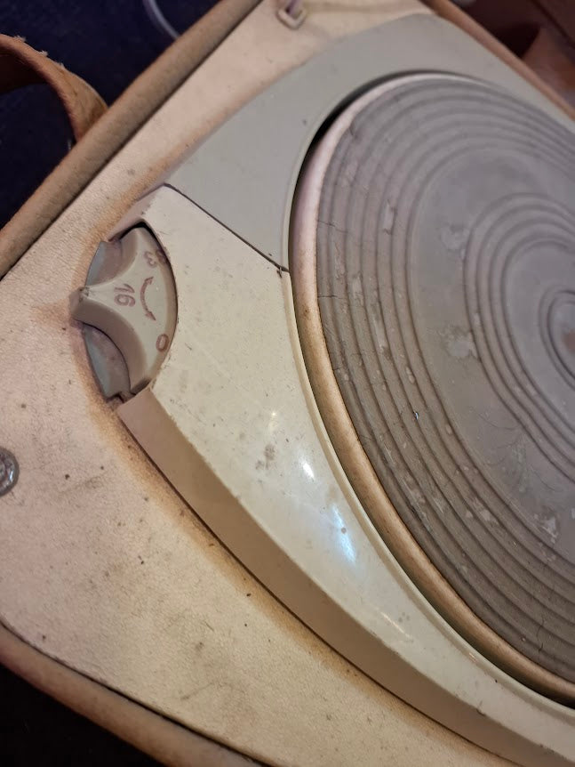 Old Record player - Luxton [INS10761] *for Israel local market only