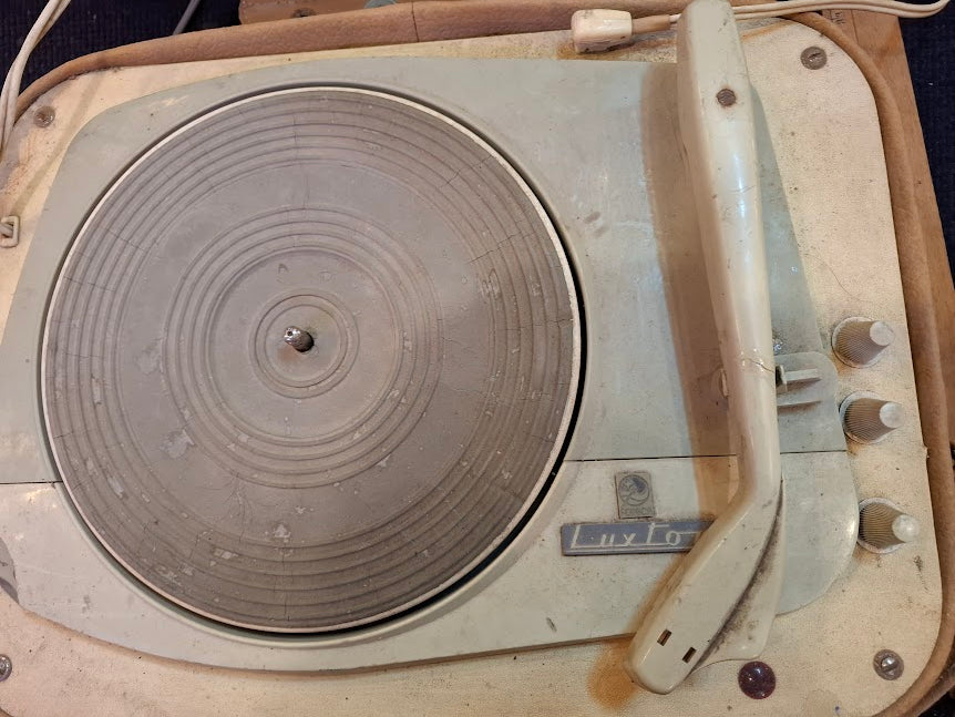 Old Record player - Luxton [INS10761] *for Israel local market only