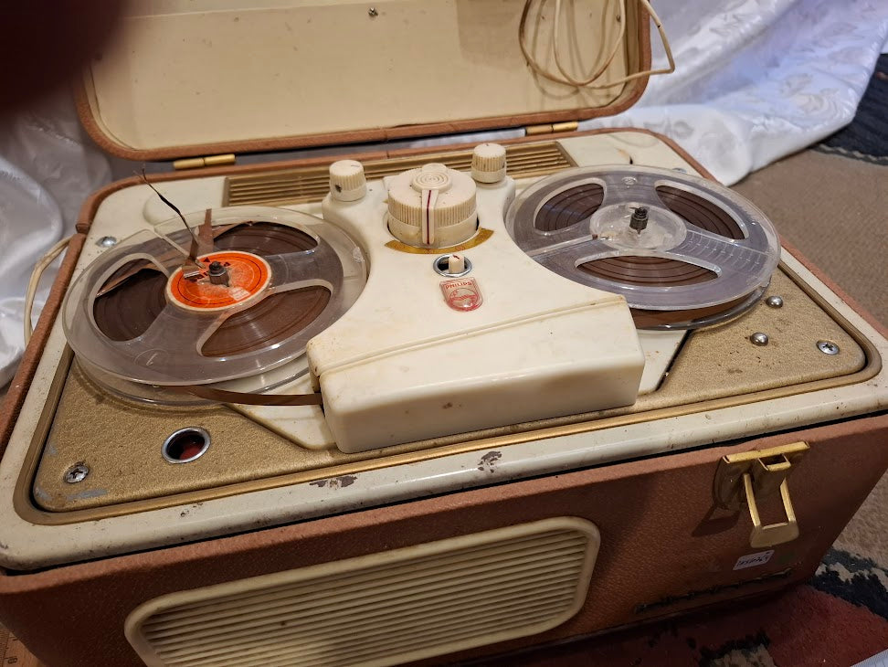 Old reels tape recorder - Philips [INS10764] *for Israel local market only
