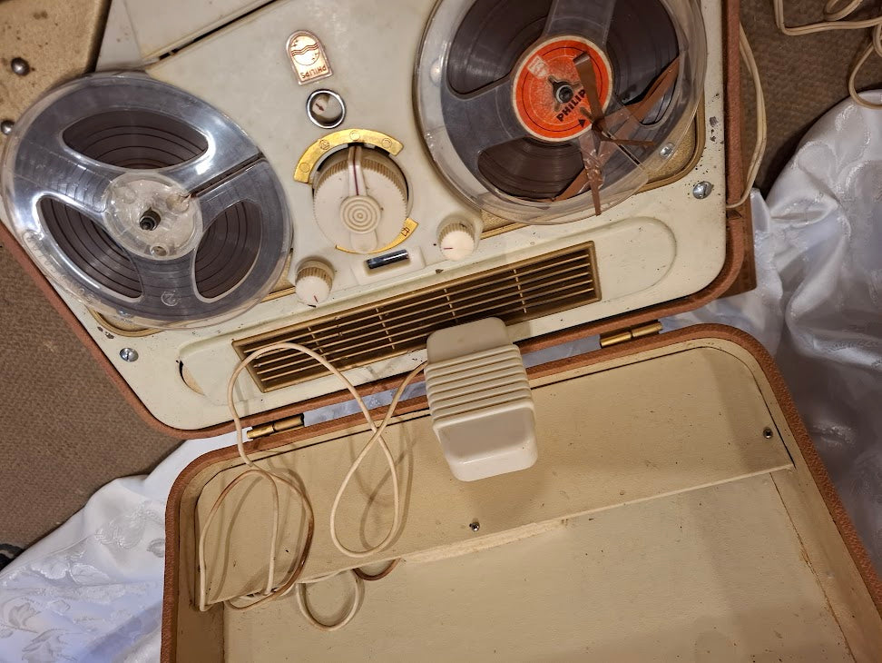 Old reels tape recorder - Philips [INS10764] *for Israel local market only