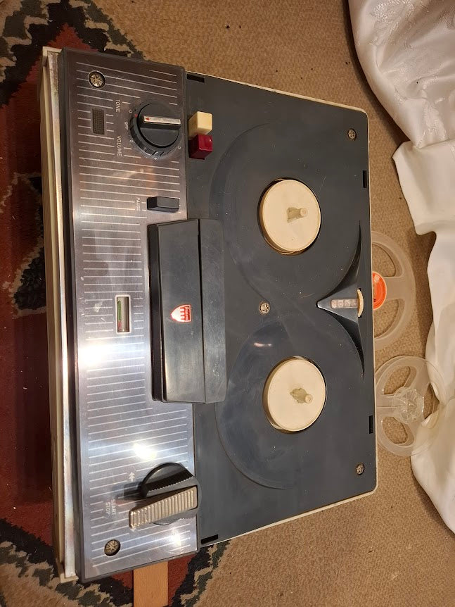 Old reels tape recorder -Aristona [INS10766] *for Israel local market only