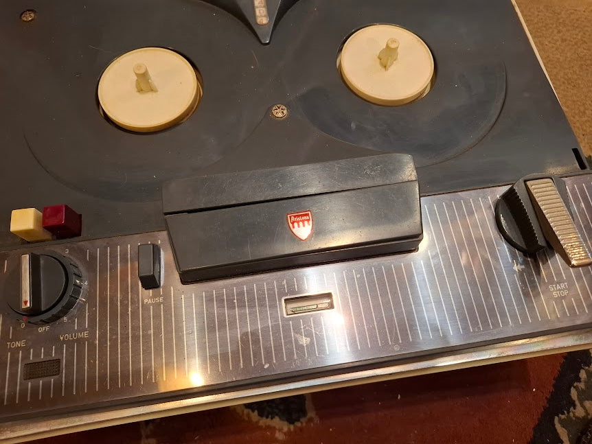 Old reels tape recorder -Aristona [INS10766] *for Israel local market only