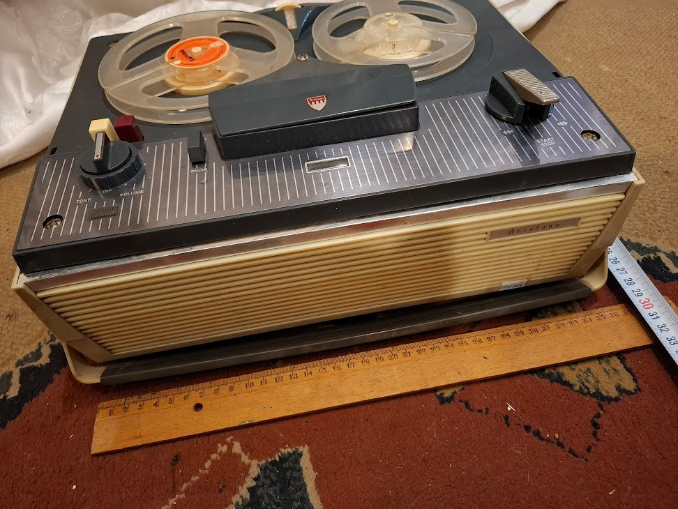 Old reels tape recorder -Aristona [INS10766] *for Israel local market only