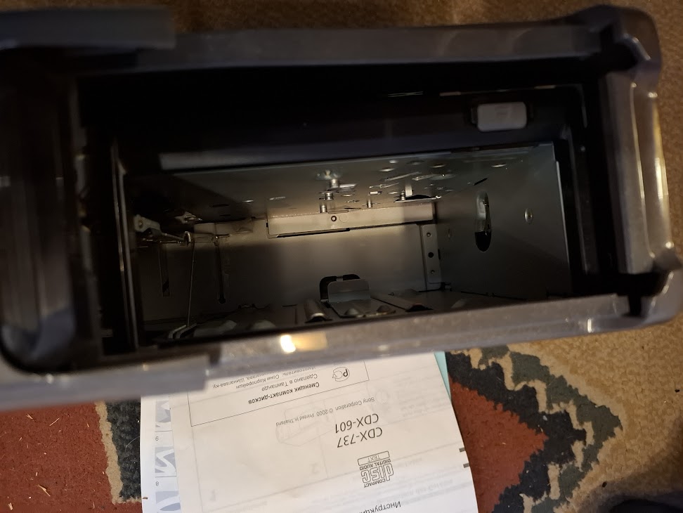Old Sony CD changer [INS10774] *for Israel local market only