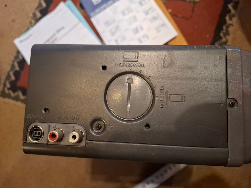 Old Sony CD changer [INS10774] *for Israel local market only