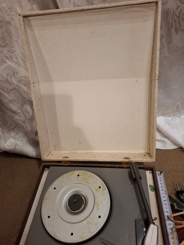 Old Record player - Ornafon [INS10778] *for Israel local market only