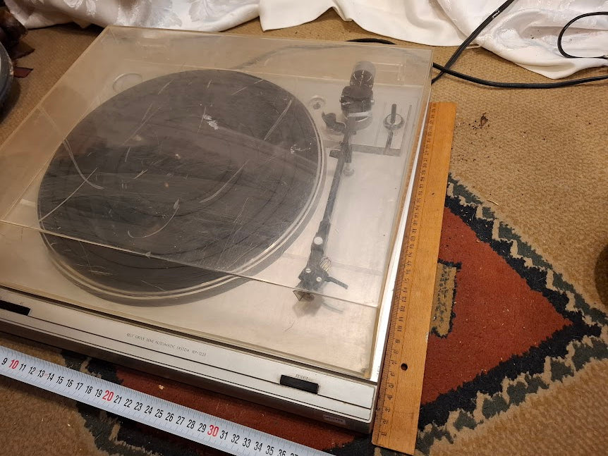 Old Record player - Taya Fujiya RP-1220 [INS10777] *for Israel local market only