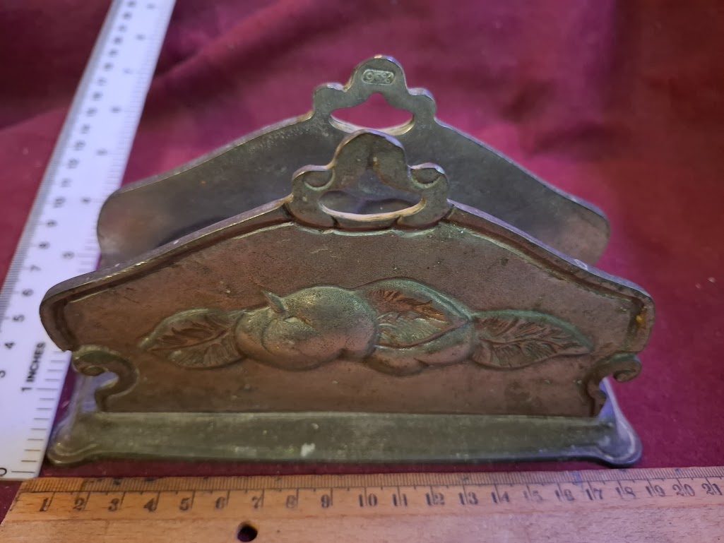 Antique napkin stand [ART10317]