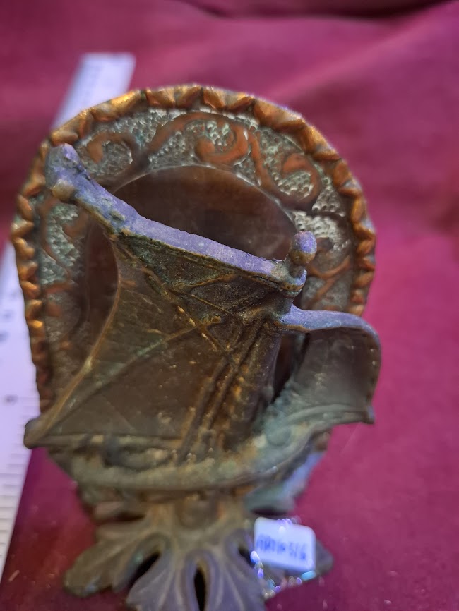 Antique Decorative Paper Stand [ART10316]