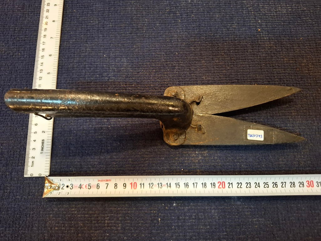 Vintage hand held grass & flower clippers pruning shears [TOL10343]