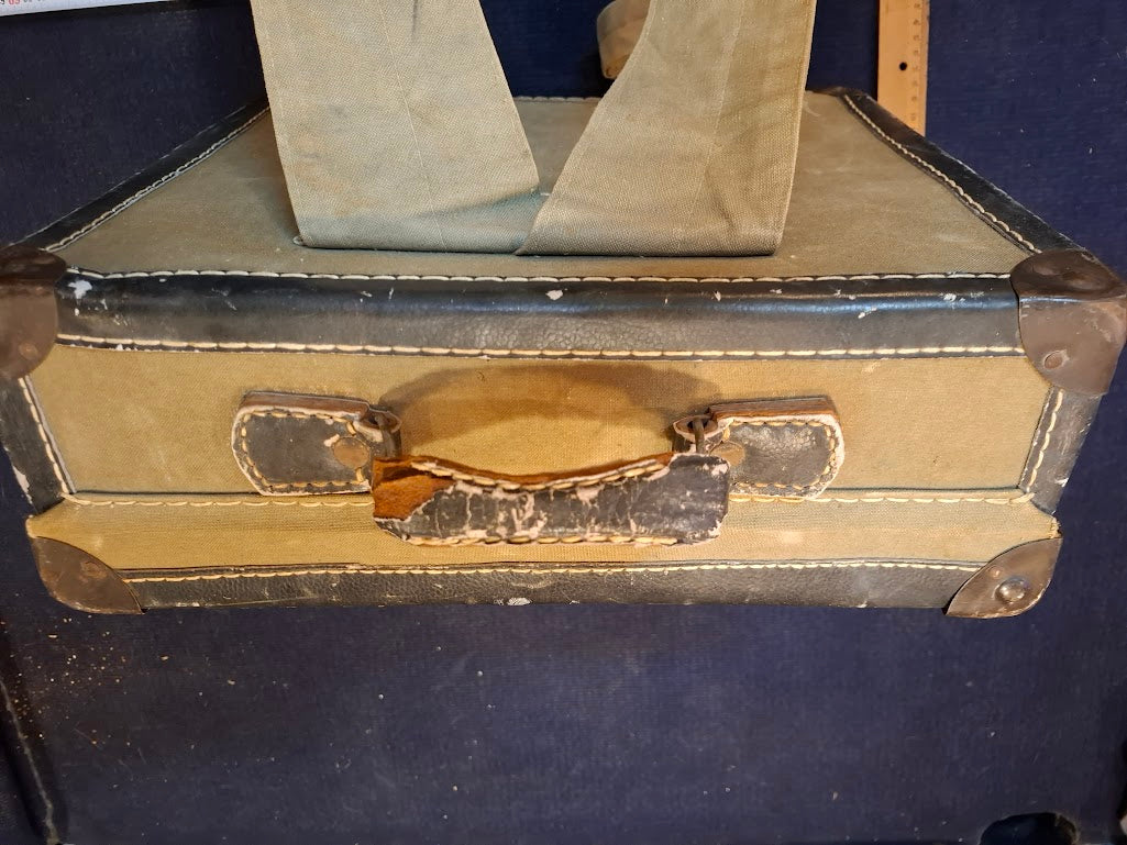 Old WWII military 1st aid medical backpack - Rare [MIL10197]