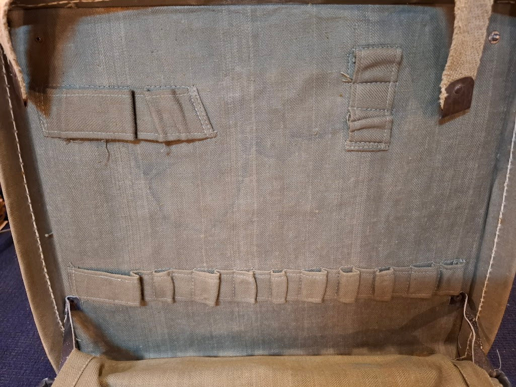 Old WWII military 1st aid medical backpack - Rare [MIL10197]