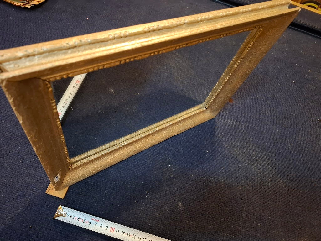 Wooden frame and antique mirror [ART10318]