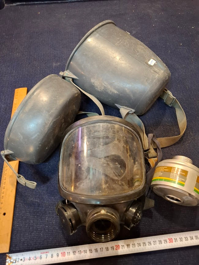 Old army DRAGER gas mask - Rare [MIL10199]