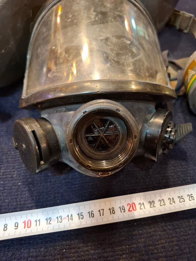 Old army DRAGER gas mask - Rare [MIL10199]