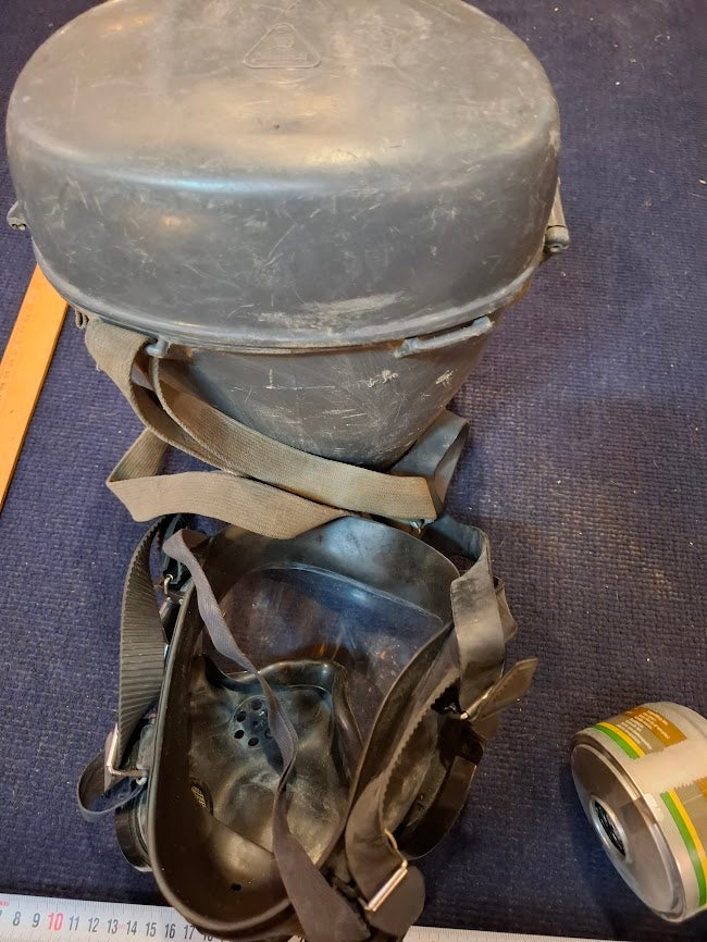 Old army DRAGER gas mask - Rare [MIL10199]