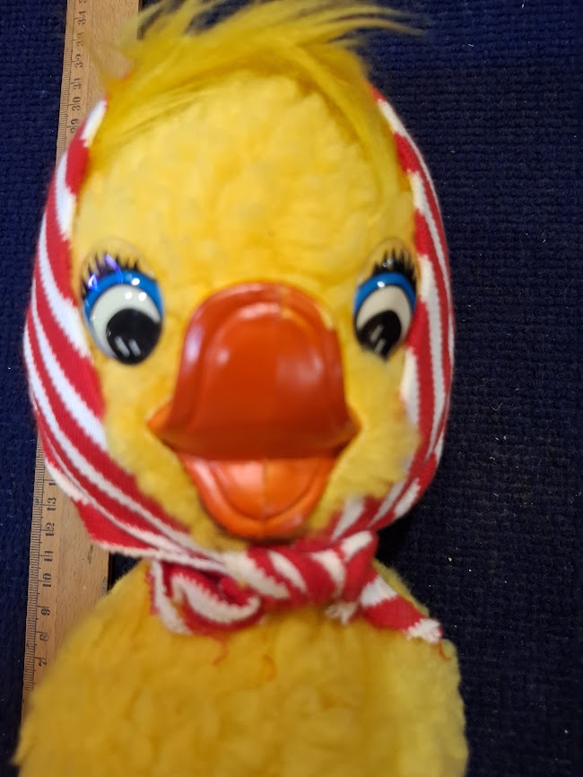 Vintage Plastic Duck Doll [GAM10396]