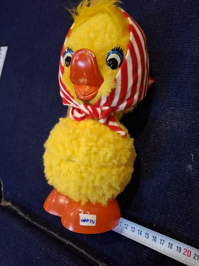 Vintage Plastic Duck Doll [GAM10396]