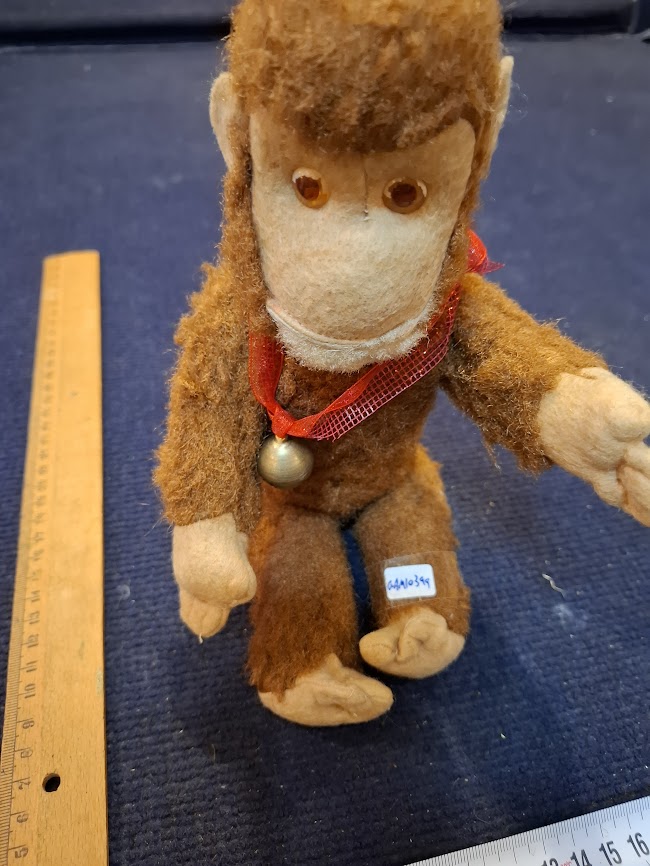 Vintage very old monkey doll [GAM10399]